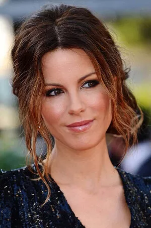 Kate Beckinsale / katebeckinsale nude photo #1268