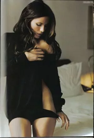 Kate Beckinsale / katebeckinsale nude photo #1336