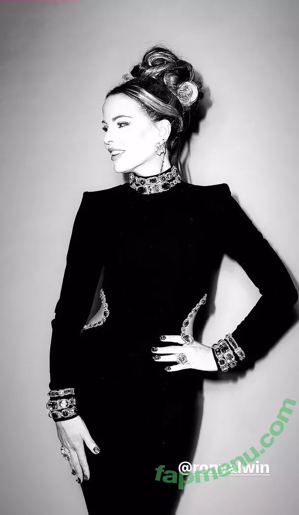 Kate Beckinsale nude photo #1041 (KateBeckinsale)