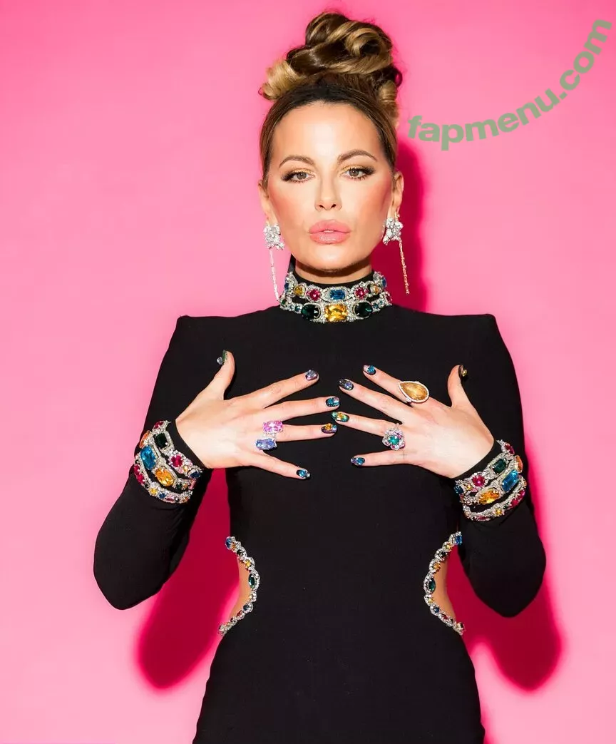 Kate Beckinsale nude photo #1042 (KateBeckinsale)