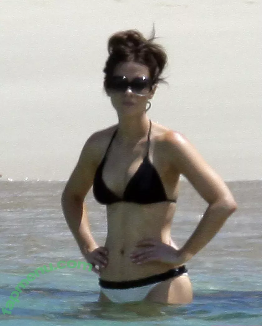 Kate Beckinsale nude photo #1153 (katebeckinsale)
