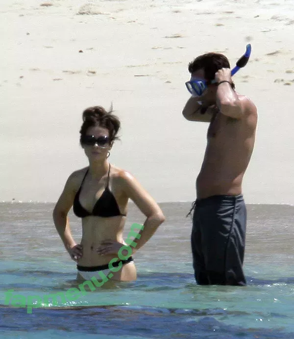 Kate Beckinsale nude photo #1155 (katebeckinsale)