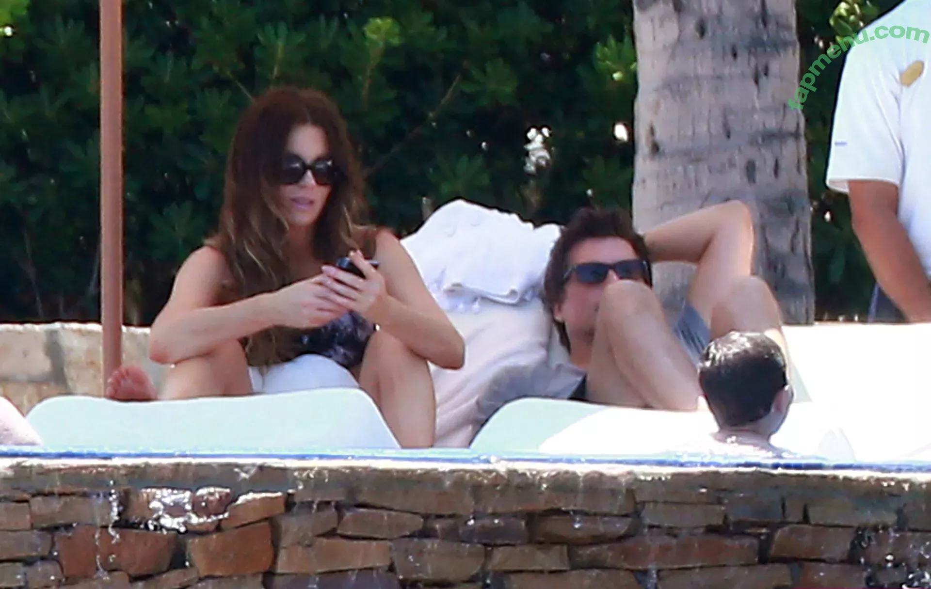 Kate Beckinsale nude photo #1220 (katebeckinsale)