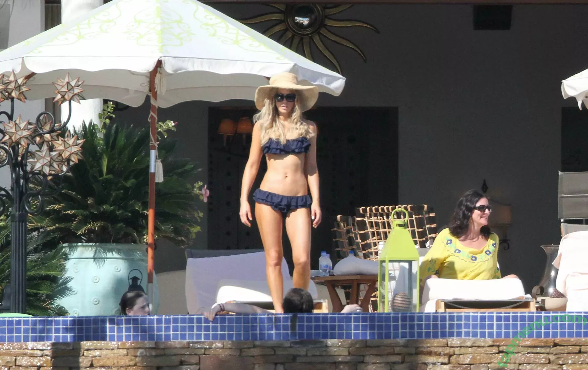 Kate Beckinsale nude photo #1240 (katebeckinsale)