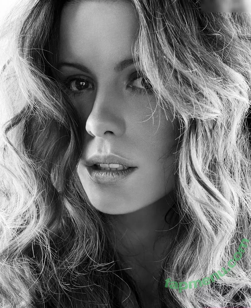 Kate Beckinsale nude photo #1338 (katebeckinsale)