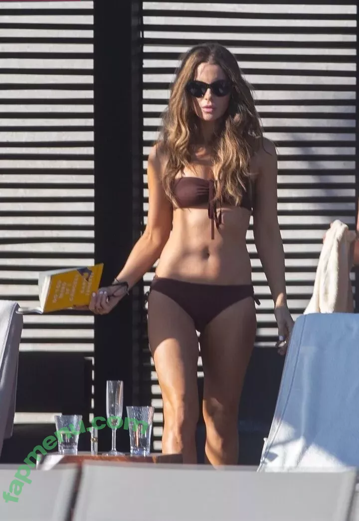Kate Beckinsale nude photo #1363 (katebeckinsale)