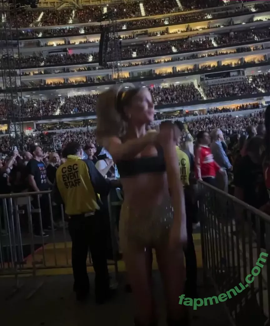 Kate Beckinsale nude photo #1498 (KateBeckinsale)