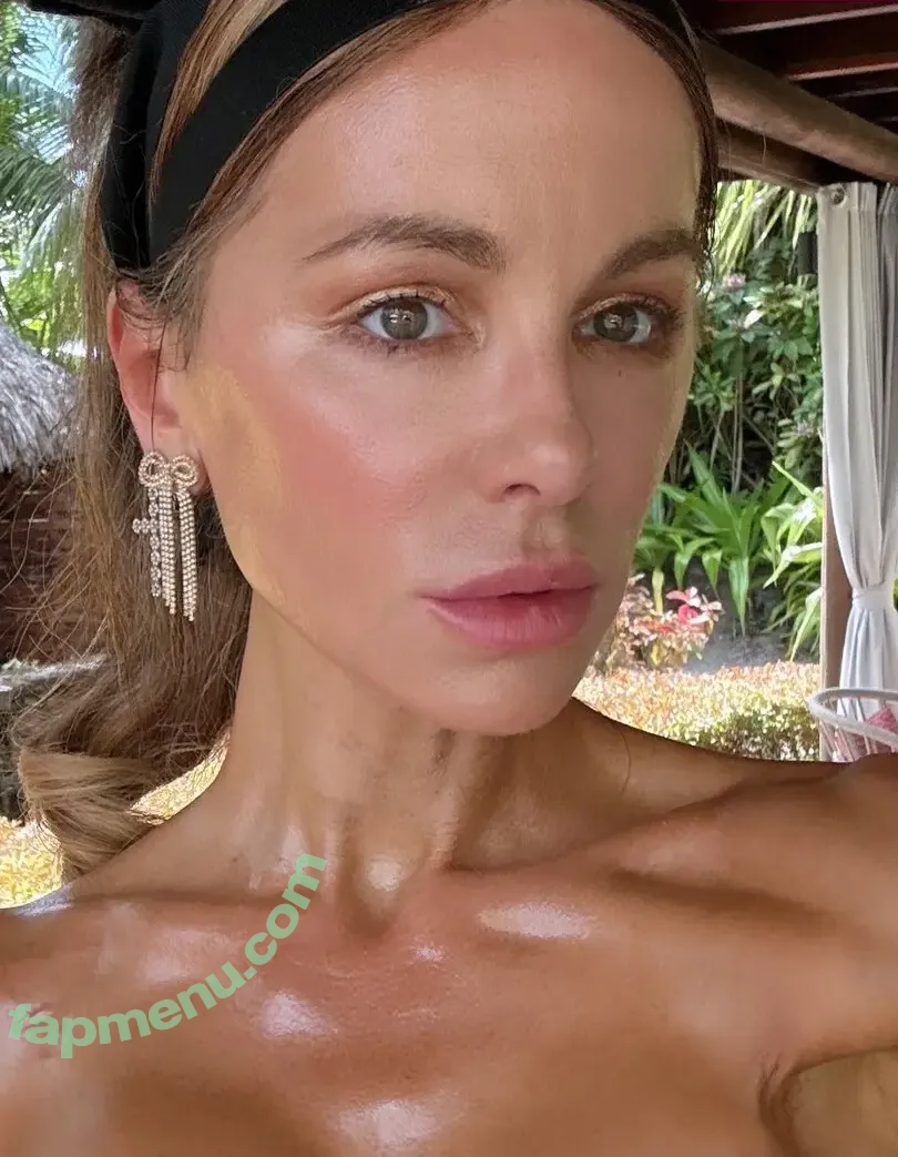 Kate Beckinsale nude photo #1994 (katebeckinsale)