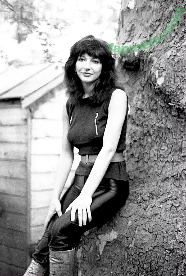 Kate Bush nude photo #0009 (katebushmusic / the_pretty_poison)