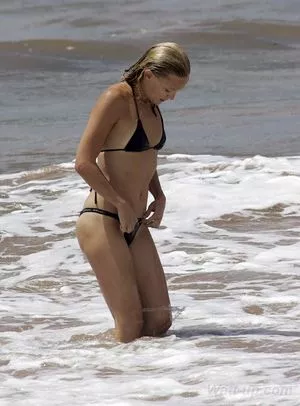 Kate Hudson / katehudson nude photo #0041