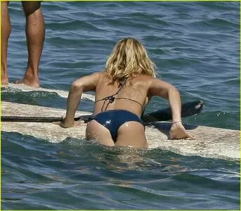 Kate Hudson / katehudson nude photo #0062