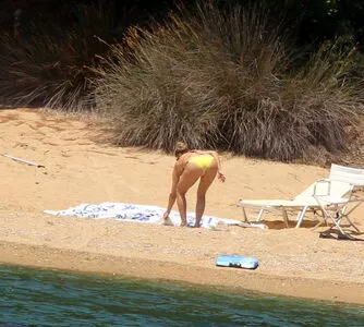 Kate Hudson / katehudson nude photo #0079