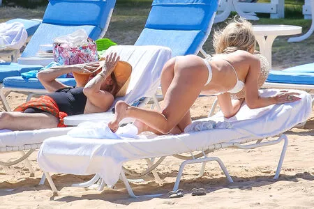 Kate Hudson / katehudson nude photo #0138