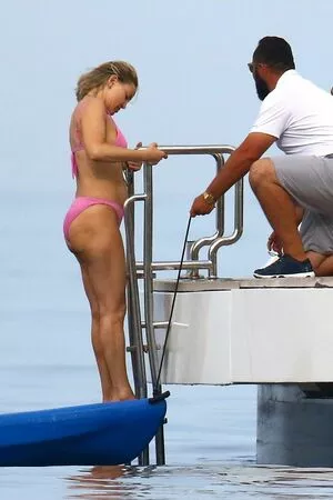Kate Hudson / katehudson nude photo #0184
