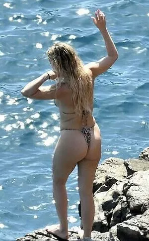 Kate Hudson / katehudson nude photo #0203