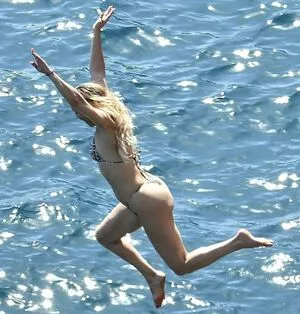 Kate Hudson / katehudson nude photo #0212