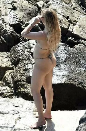 Kate Hudson / katehudson nude photo #0215