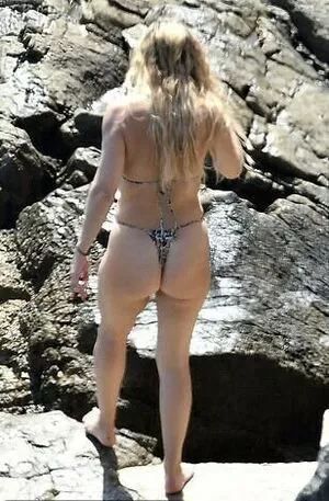 Kate Hudson / katehudson nude photo #0222
