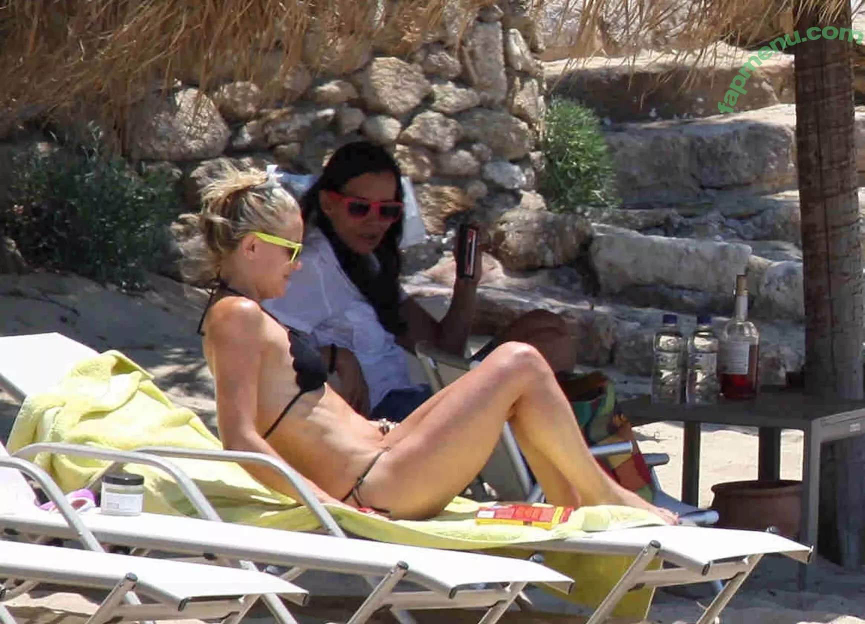 Kate Hudson nude photo #0058 (katehudson)