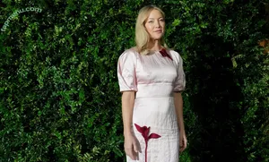 Kate Hudson / katehudson nude photo #1311