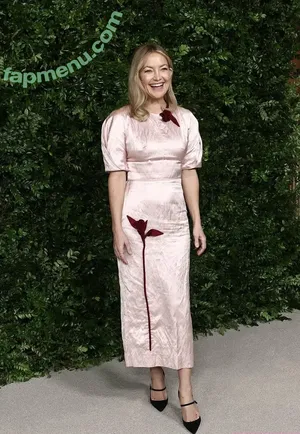 Kate Hudson / katehudson nude photo #1324