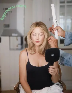 Kate Hudson / katehudson nude photo #1335