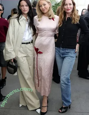 Kate Hudson / katehudson nude photo #1336