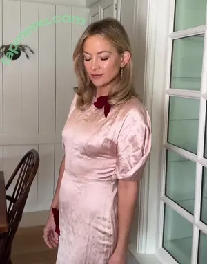 Kate Hudson / katehudson nude photo #1340