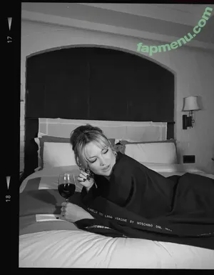 Kate Hudson / katehudson nude photo #1349