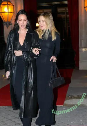 Kate Hudson / KateHudsan / katehudson nude photo #1555