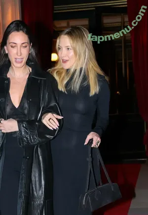 Kate Hudson / KateHudsan / katehudson nude photo #1556