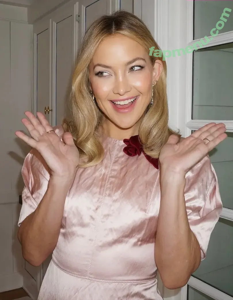 Kate Hudson nude photo #1334 (katehudson)