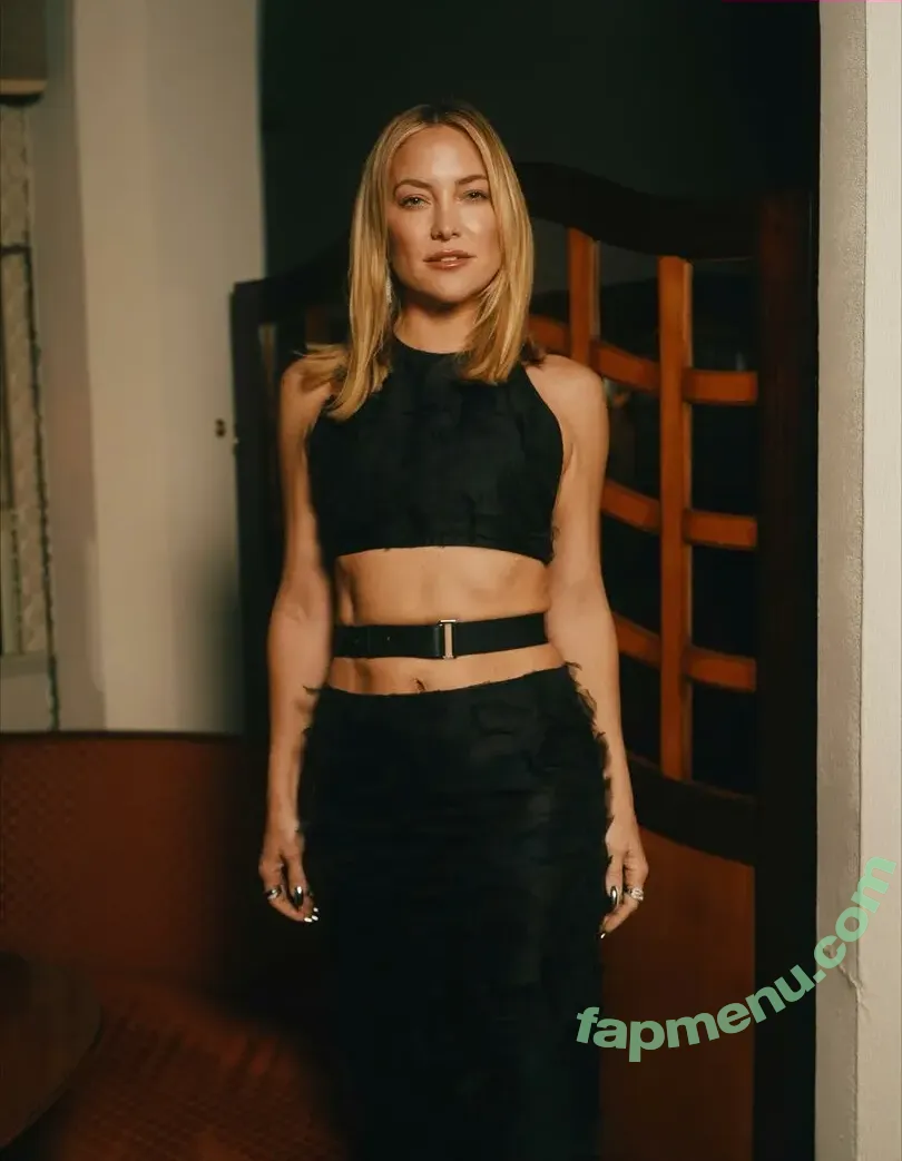 Kate Hudson nude photo #1342 (katehudson)