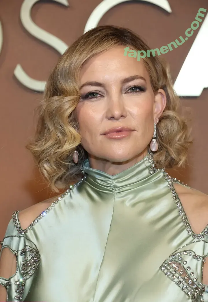 Kate Hudson nude photo #1359 (katehudson)
