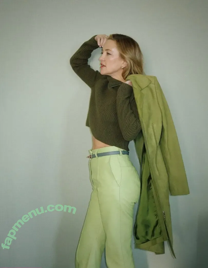 Kate Hudson nude photo #1456 (katehudson)