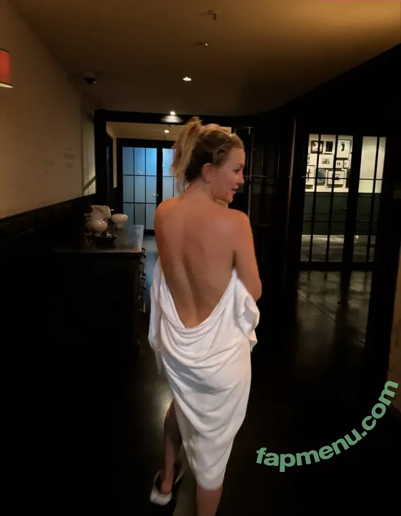 Kate Hudson nude photo #1461 (katehudson)
