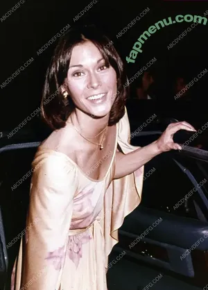 Kate Jackson / 1katejacksonfan nude photo #0001