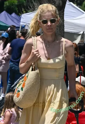 Kate Mara / katemara / marra nude photo #0392