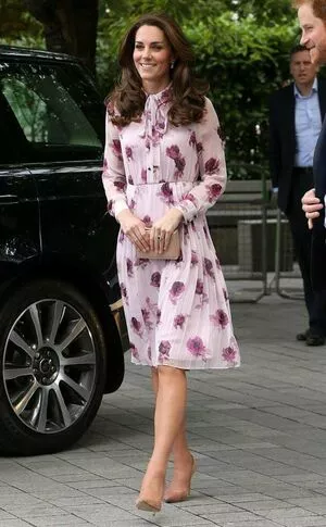 Kate Middleton / Catherine / Catherine Elizabeth / PrincessWales / princeandprincessofwales nude photo #0109