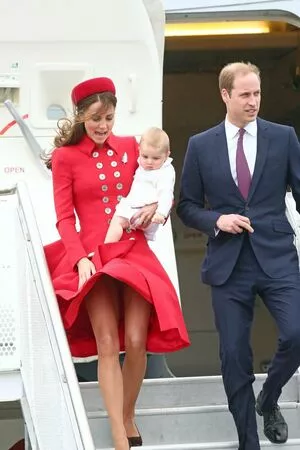Kate Middleton / Catherine / Catherine Elizabeth / PrincessWales / princeandprincessofwales nude photo #0145