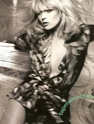 Kate Moss / kateamoss / katemossagency nude photo #0695