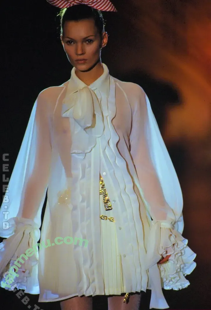 Kate Moss nude photo #0687 (kateamoss / katemossagency)