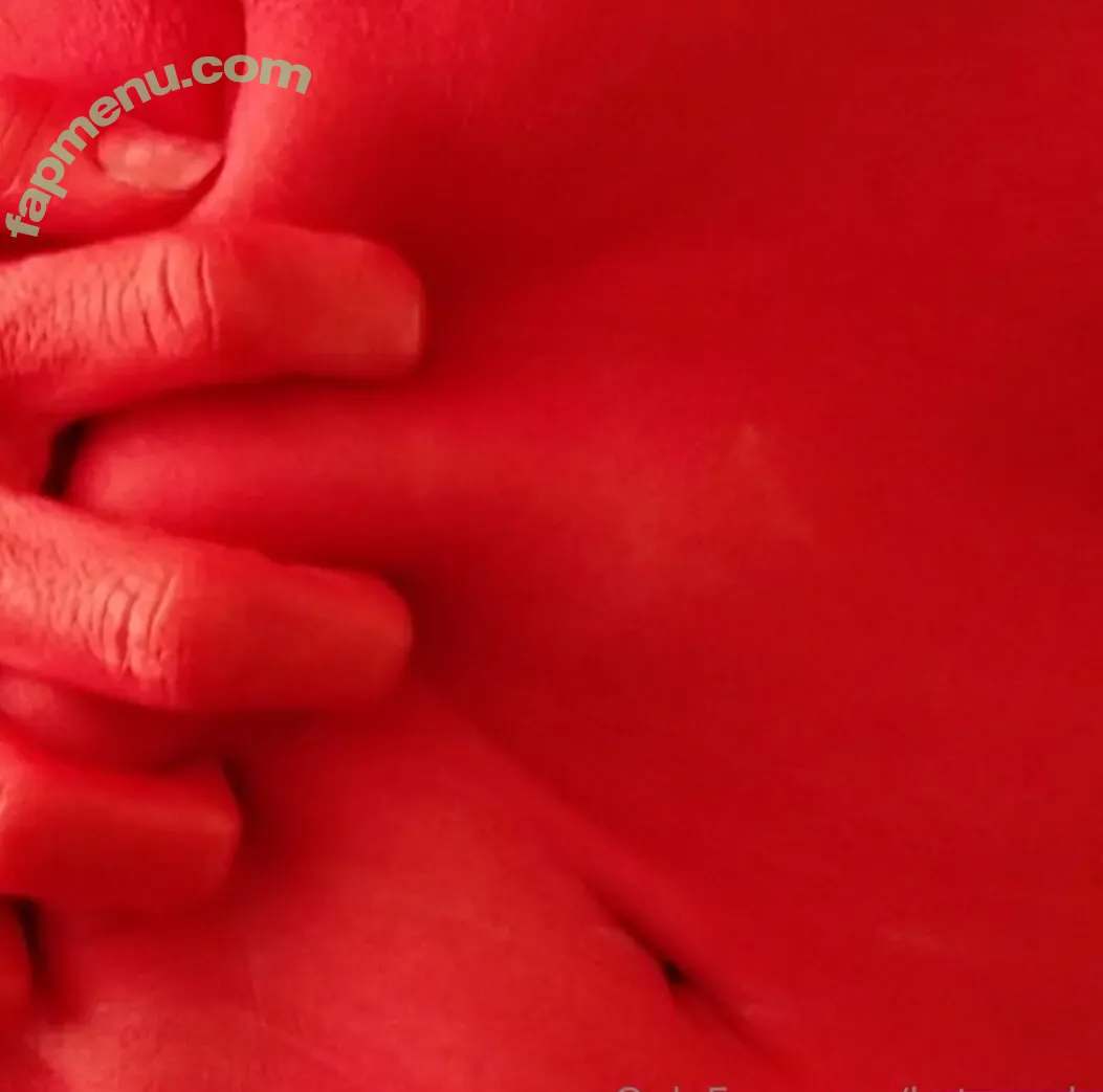 Kate Nash nude photo #0362 (British Singer / katenash / katenyash87)