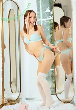 Kate Quinn / New-Distance-5401 / katequinn007 / kittyquinnxoxo nude photo #0332