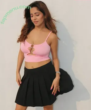 Kate Sharma / katesharma nude photo #0030