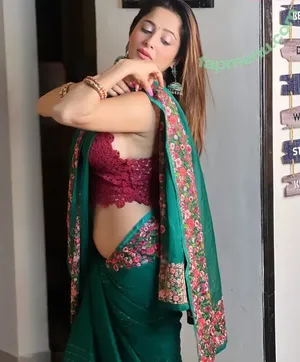 Kate Sharma / katesharma nude photo #0115