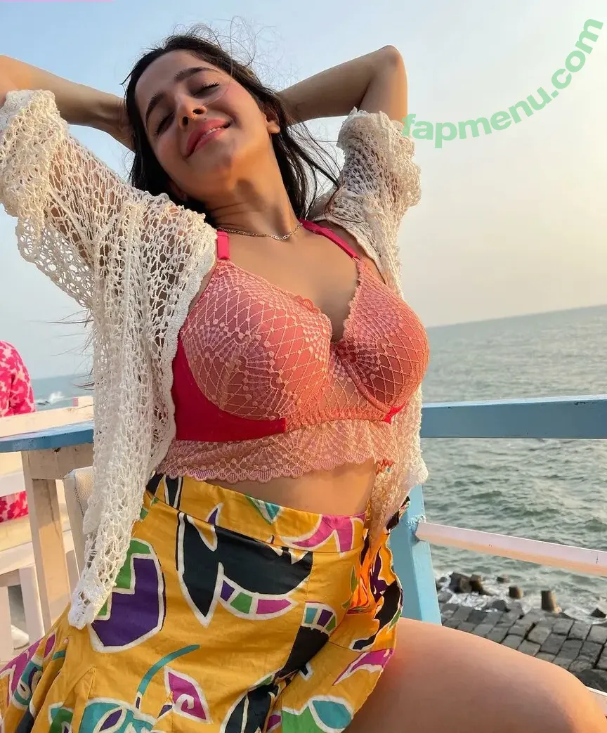 Kate Sharma nude photo #0141 (katesharma)