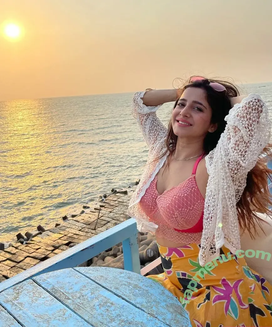 Kate Sharma nude photo #0142 (katesharma)