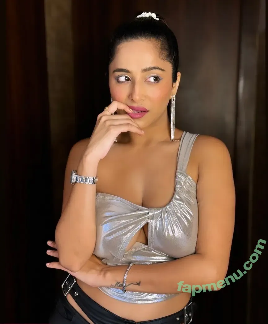 Kate Sharma nude photo #0282 (katesharma)
