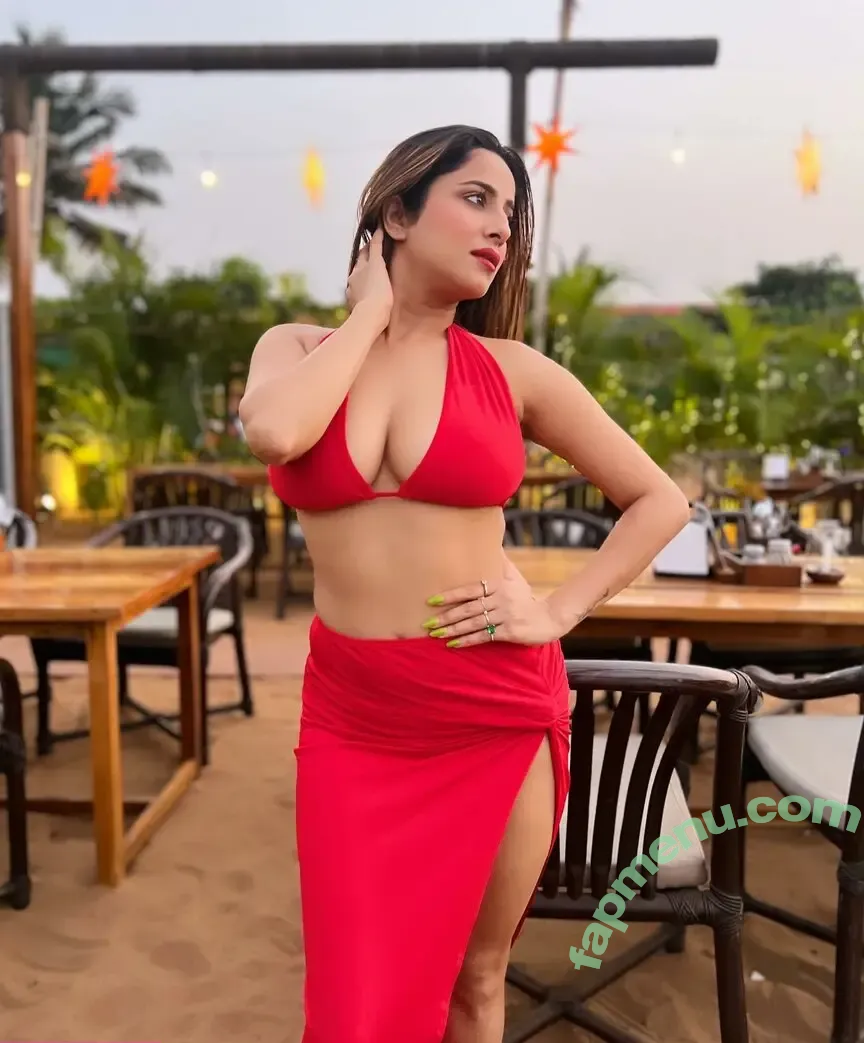 Kate Sharma nude photo #0302 (katesharma)